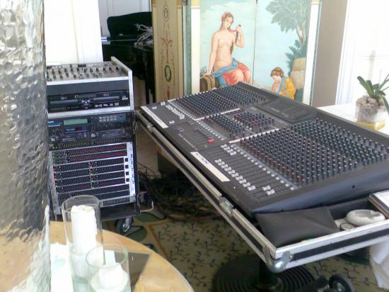 console console