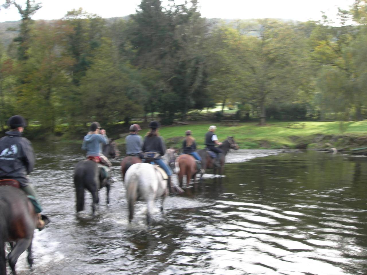 Traverss&eacute;e de la vall&eacute;e de la Sioule