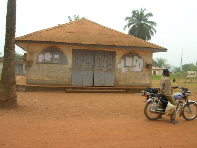 Djoum