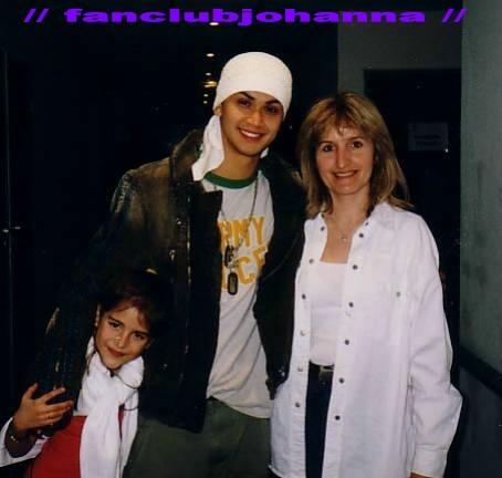 lorie rencontre ses fans