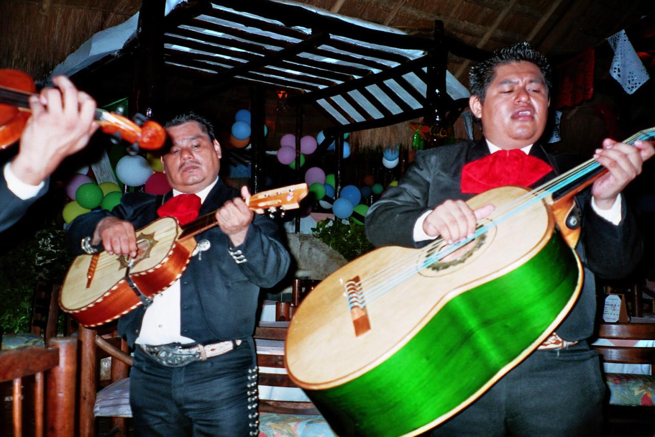 Les mariachis