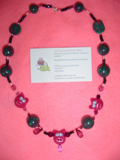 ^^Collier les 3 petits cochons^^