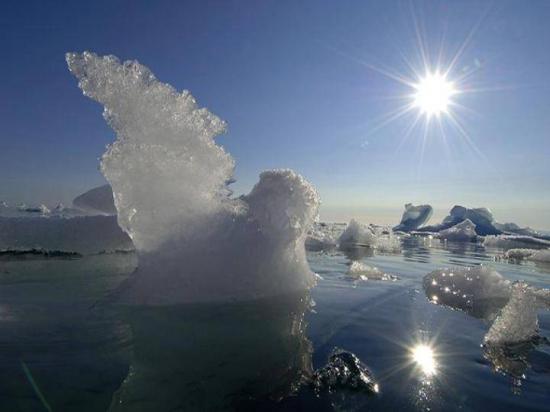 5l678e9-iceberg.jpg