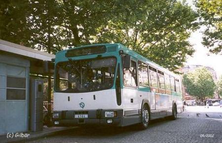 autobus pr100 avant propos autobus à moteur arrière le berliet pr100 