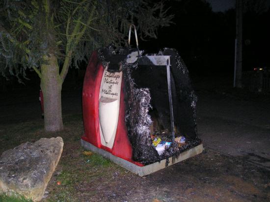 FEU CONTENEUR FEU CONTENEUR