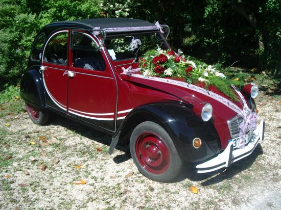 Location 2CV CHARLESTON avec chauffeur en Is re