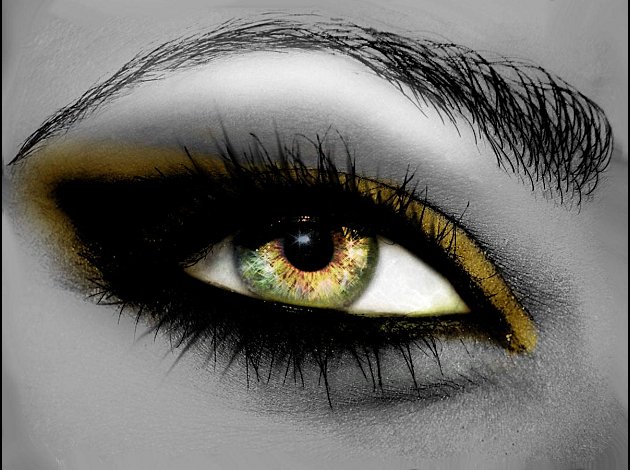 http://www.e-monsite.com/s/2010/04/11/miss-beaute//58433466ectac-maquillage-yeux-noirs-03-jpg.jpg