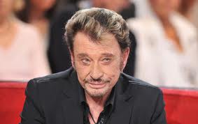 La guerre des sosies Gainsbourg poignarde Johnny