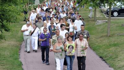 Hommage marche blanche pour Anne Caudal