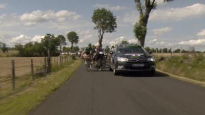 Accident spectaculaire sur le Tour de France 