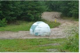 Mystére Un  igloo de glace en République Tchèque 