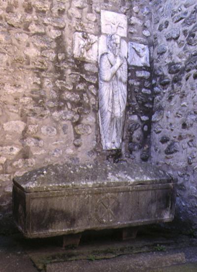 Le sarcophage qui se remplit et se vide ( Arles-sur-Tech )