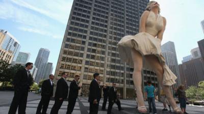 Une statue géante de Marilyn Monroe en plein Chicago