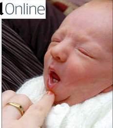 Un bébé naît avec deux dents