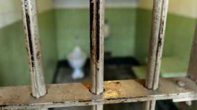 Un ex-détenu veut retourner en prison
