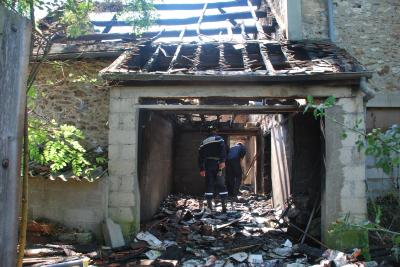 Investigation d'une maison incendiée  à Savigny le Temple