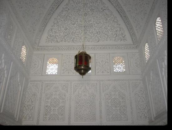 645i01i-image-3.jpg