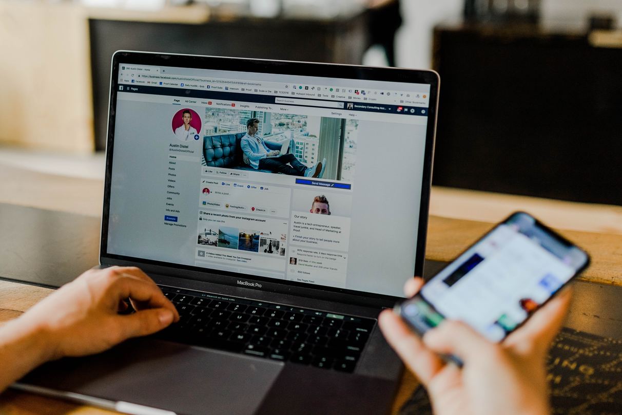 Miser sur les réseaux sociaux pour les soldes d'été 2025